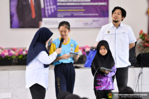 Majlis Perasmian Program Gerak Gempur Majalah Dalam Kelas (MDK) Kembali ke Sekolah Peringkat Negeri Melaka 2024