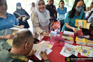 Bicara Buku: Kuasai 12 Teknik Mengarang oleh Munsyi Azhar Salleh