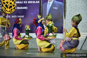 Majlis Perasmian Program Gerak Gempur Majalah Dalam Kelas (MDK) Kembali ke Sekolah Peringkat Negeri Johor 2024