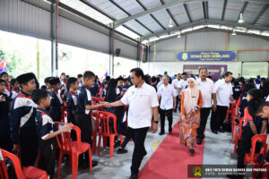 Majlis Perasmian Program Gerak Gempur Majalah Dalam Kelas (MDK) Kembali ke Sekolah Peringkat Negeri Johor 2024