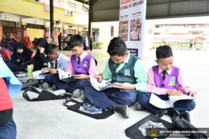 Majlis Perasmian Program Gerak Gempur Majalah Dalam Kelas (MDK) Kembali ke Sekolah Peringkat Negeri Johor 2024