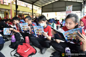 Majlis Perasmian Program Gerak Gempur Majalah Dalam Kelas (MDK) Kembali ke Sekolah Peringkat Negeri Johor 2024