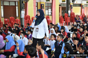 Majlis Perasmian Program Gerak Gempur Majalah Dalam Kelas (MDK) Kembali ke Sekolah Peringkat Negeri Johor 2024