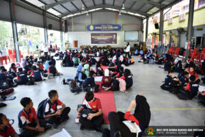 Majlis Perasmian Program Gerak Gempur Majalah Dalam Kelas (MDK) Kembali ke Sekolah Peringkat Negeri Johor 2024