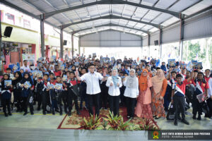 Majlis Perasmian Program Gerak Gempur Majalah Dalam Kelas (MDK) Kembali ke Sekolah Peringkat Negeri Johor 2024