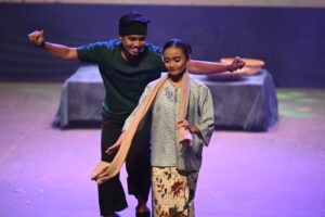 Pementasan Teater Tralokal “Seri Waadat Rentang Amanat”