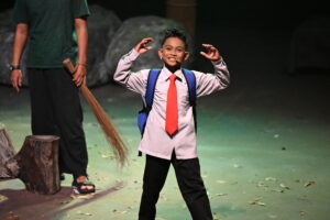 Pementasan Teater Tralokal “Seri Waadat Rentang Amanat”