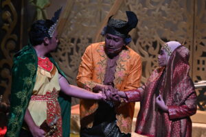 Pementasan Teater Tralokal “Seri Waadat Rentang Amanat”