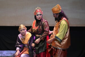 Pementasan Teater Tralokal “Seri Waadat Rentang Amanat”