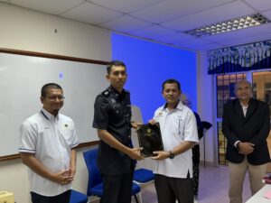 Ceramah Pengukuhan Bahasa di IPG Lipis, Pahang