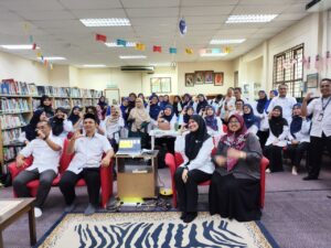 Kelas Cikgu Nizar: Penulisan Cerpen