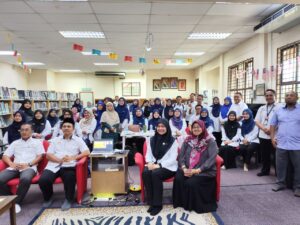 Kelas Cikgu Nizar: Penulisan Cerpen