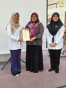 Kelas Cikgu Nizar: Penulisan Cerpen