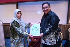 Bicara Tokoh dan Pelancaran Galeri Sasterawan Negeri Sabah