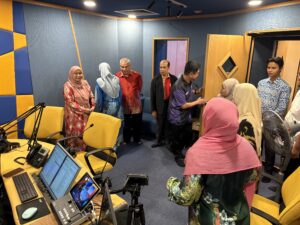 Kunjungan Hormat ke Universiti Putra Malaysia (UPM), Serdang dan Lawatan ke Putra FM.