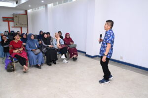 Bengkel Kreatif dan Kritis Bersama-sama Editor