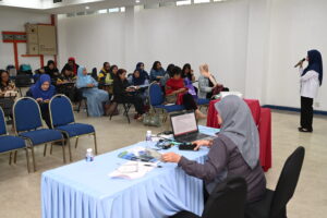 Bengkel Kreatif dan Kritis Bersama-sama Editor