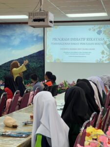 Inisiatif Rekayasa Pembangunan Bakat Penulisan Madani 2025