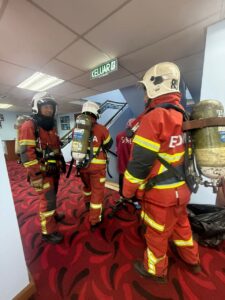 Taklimat Keselamatan dan Latihan Pengungsian Bangunan Warga DBPWT