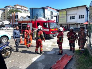 Taklimat Keselamatan dan Latihan Pengungsian Bangunan Warga DBPWT