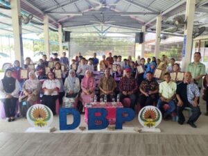 Bengkel Penataran Pantun di SK Kg. Minyak, Kudat