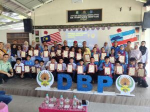 Bengkel Penataran Pantun di SK Kg. Minyak, Kudat
