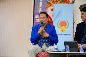 Borak Orang Timur “Dikir: Kenali Akar Selami Akal”