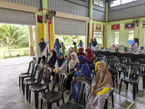 Cerita Pengkarya: Kumpulan Puisi Menghantar Surah