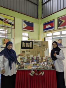 Cerita Pengkarya: Kumpulan Puisi Menghantar Surah