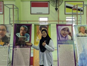 Cerita Pengkarya: Kumpulan Puisi Menghantar Surah