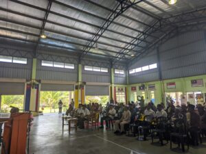 Cerita Pengkarya: Kumpulan Puisi Menghantar Surah