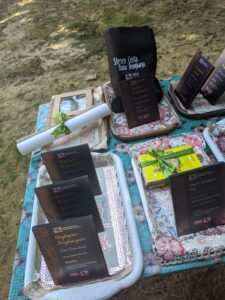 Cerita Pengkarya: Kumpulan Puisi Menghantar Surah