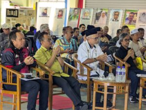 Cerita Pengkarya: Kumpulan Puisi Menghantar Surah