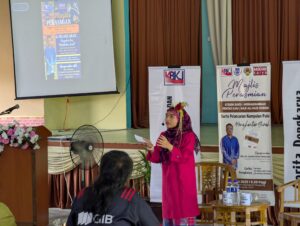 Cerita Pengkarya: Kumpulan Puisi Menghantar Surah