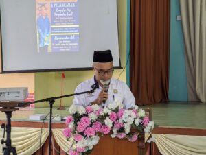 Cerita Pengkarya: Kumpulan Puisi Menghantar Surah