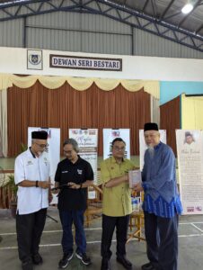 Cerita Pengkarya: Kumpulan Puisi Menghantar Surah