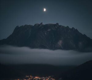 Kabus Kelabu di Kundasang