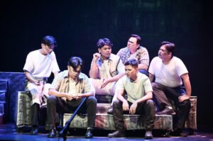 Pementasan Teater Tulang-tulang Berserakan