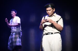 Pementasan Teater Tulang-tulang Berserakan