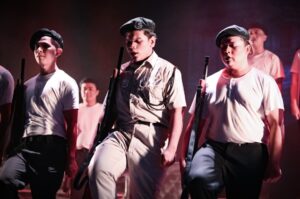 Pementasan Teater Tulang-tulang Berserakan