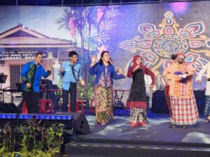 Temasya Etnik Melaka: Pementasan Teater Pantun Warung
