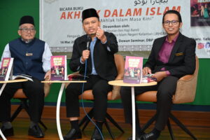 Bicara Buku Akhlak Dalam Islam “Cabaran Akhlak Islam Masa Kini”