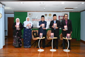 Bicara Buku Akhlak Dalam Islam “Cabaran Akhlak Islam Masa Kini”