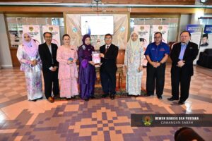 Majlis Menandatangani Perjanjian Kerjasama (MoA) Penerbitan Buku Bergambar Kanak-kanak antara  Dewan Bahasa dan Pustaka (DBP) dengan Universiti Malaysia Sabah (UMS)