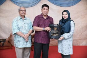 Senandung Kata Lentera Bahasa