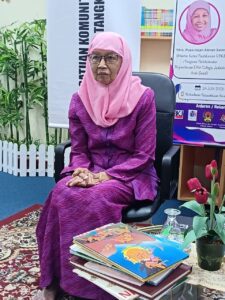 Pentas 90 Minit Bersama-sama Puan Alimah Salam