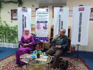 Pentas 90 Minit Bersama-sama Puan Alimah Salam