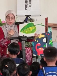 Pentas 90 Minit Bersama-sama Mama Filzah