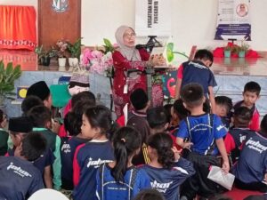 Pentas 90 Minit Bersama-sama Mama Filzah