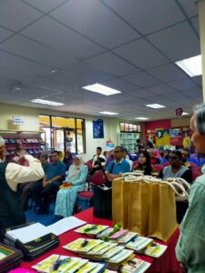 Pentas 90 Minit Bersama-sama Puan Alimah Salam